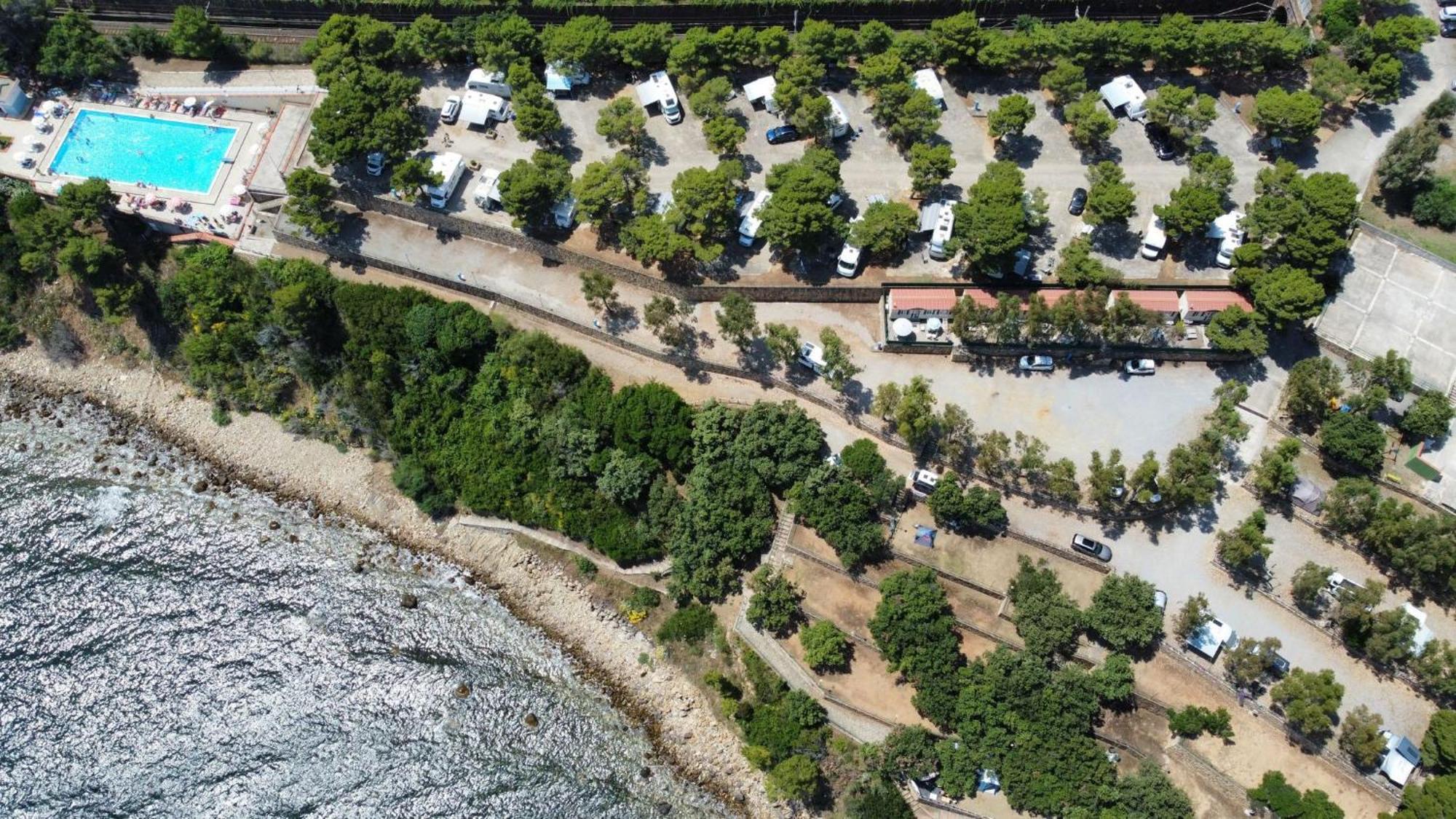 Camping & Village Rais Gerbi Pollina Eksteriør billede